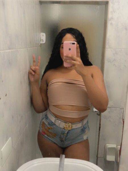 LOCAL DE ATENDIMENTO DISCRETO. ( atendo em hotel, motel e residência ) Sou uma linda menina transexual, sou paraense, tenho 19 anos, 1,75 de altura, 84kg, morena cavalona, avantajada, corpo todo natural, peitos naturais de hormônios e bumbum grande e empinado ( sem silicone rsrs toda natural ) Sou estilo namoradinha, sou carinhosa, atenciosa, cheirosa e carismática! Faço vendas de conteúdos e chamadas também Seja direto, me chame com 30 minutos de antecedência pra eu me arrumar e me preparar pra você 😈