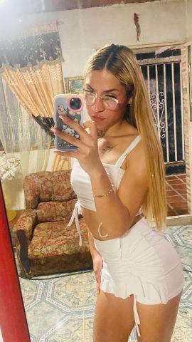 Alondra Comelles