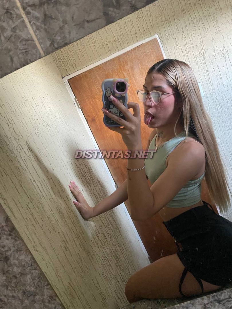 Alondra Comelles