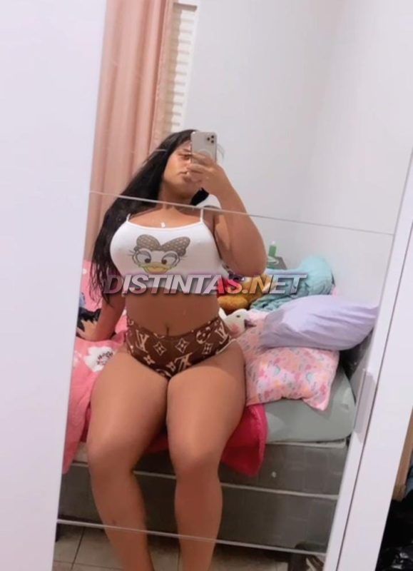 Tainá Almeida