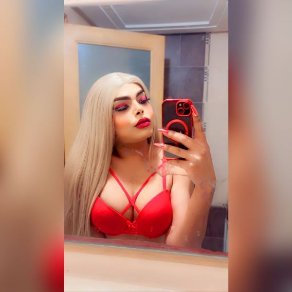 Hello, I am Rolla from Tunis, I am 24 years old and I specialize in all kinds of massages with fun and excitement... I am a person who treats everyone with respect so please I ask you for respect and seriousness so as not to lose the credibility of dealing ... To communicate, please send a message on WhatsApp, thanks everyone