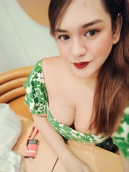 Hi there!

Very new in this site. Feel free to inquire on my whatssapp! Let's get to know each other first and fulfill both horny fantasies and desire! 💦🤍