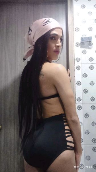 Hola buenas noches mis amores soy chica muy femenina con todo el gusto de complacerte y ante todo con mucho respeto soy muy amable vos muy femenina buen pene.....sin mamaderas de gallo no hago perder el tiempo y que menos me lo hagan perder a mi....