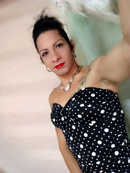 Hola chica trans de 34 años bien sexi y loca dispuesta a complacer tus fantasías soy versátil bien caliente me encanta el sexo no dudes  en contactarme  te espero 