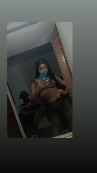 Soy nueva acá en la isla de margarita soy de Caracas vengo acá a la isla a visitar a todos esos hombres muy ricos para hacer un fetiche muy caliente venta de contenidos muy ricos y personalizados sexo oral anal penetración tríos orgías masaje muy ricos y muy calientes disponibles isla de margarita me encanta hacer tríos con hombres o con mujeres me encanta la doble penetración me traigo tu semen muy rico disponible llegó tu morena muy ardiente