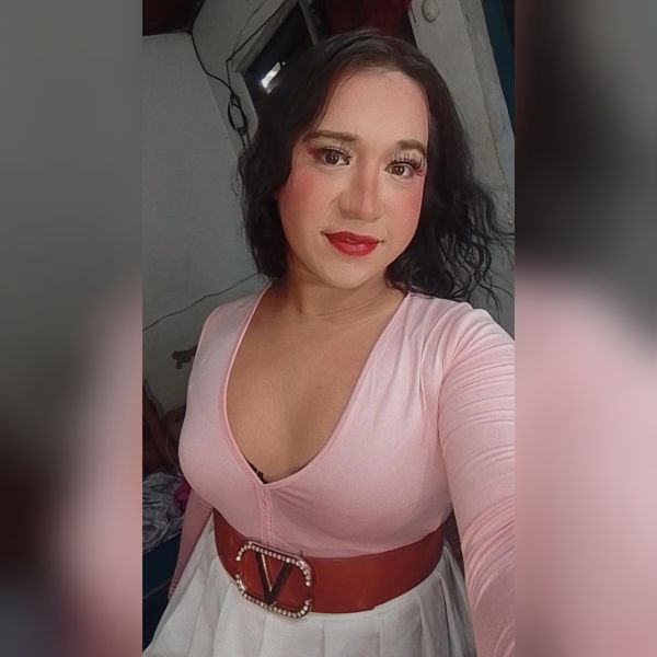 Ola soy chica transexual complaciendo cuál kier famtacias q desees tener con migo mi nombre es Catalina contactame y pasemola rico 