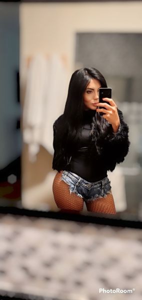 Paula Sofia. 
Una  exclusiva.  Escort de nivel  Premium. Conmigo encontrarás el mejor sexo de tu vida.
Tu Puta Perfecta, super Cachonda Y Funcional.
 No te  vas a Arrepentir. 
Cumplo Tus Fantasias
Fiesta De Todo Tipo. 
La Cita Perfecta Es Conmigo. La Experiencia Mas Caliente Y Morbosa. 
Masajito Rico Si Gustas Para Asi Comenzar Esta Experiencia Inolvidable. 
Faje
Cachondeo
Oral Riquísimo
Penetración
Cuento Con Venta De Contenido. 
Fotos. 
Videos. 
Videollamadas. 
Para Una Cita Por Favor Llamada O Whatsapp.  Respeta mi tarifa, ya que te ofrezco un encuentro realmente unico y placentero. 
Para una mejor atención porfavor llamada telefónica O Whatsapp. 