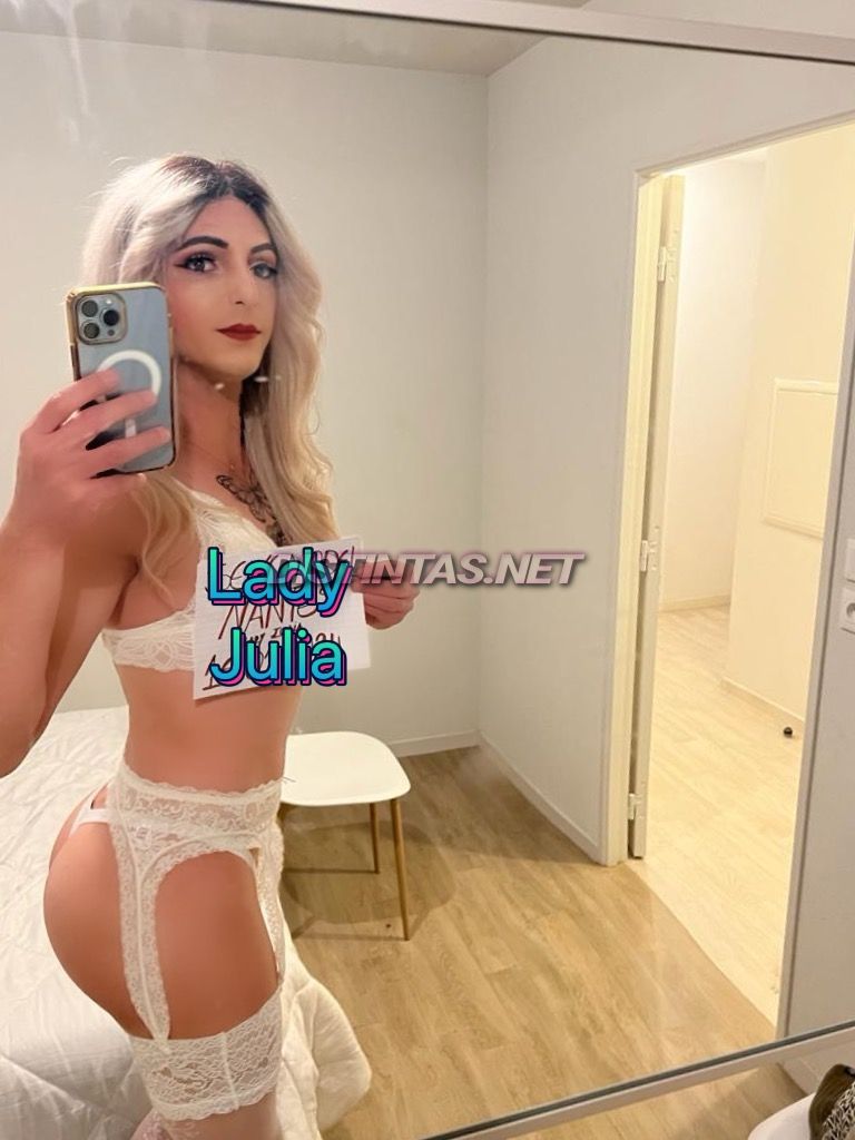 Ladyjulia