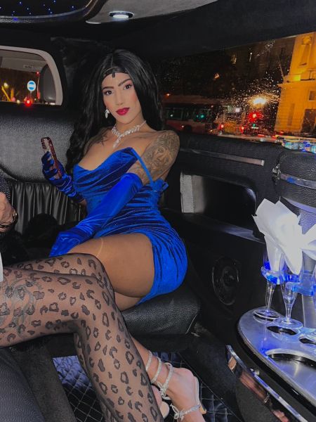 ✅ Micaelly Disponible 24h/24 et 7j/7 Belle Tranxesual de 22 ans,
Très bon actif (pas de problèmes d'érection)
actifs et passifs
Baise d'abord comme tu préfères)
(69)
Réussissez et profitez de chaque partie de votre corps.
(Éjaculation corporelle les deux)
(Toutes les positions sexuelles)
(Caresses)
(massages) 
, fellation, gorge profonde, *domination éjaculation (active ou passive), éjaculation corporelle,

Hauteur : 1,59 mètres
Sexe : 17.cm 
Contactez-nous dès maintenant et planifiez votre rendez-vous 🥰❤️

